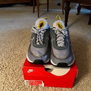 NWT Nike Air Max 2090